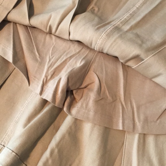 Justice new with tags 16 1/2 khaki skirt - Picture 3 of 5